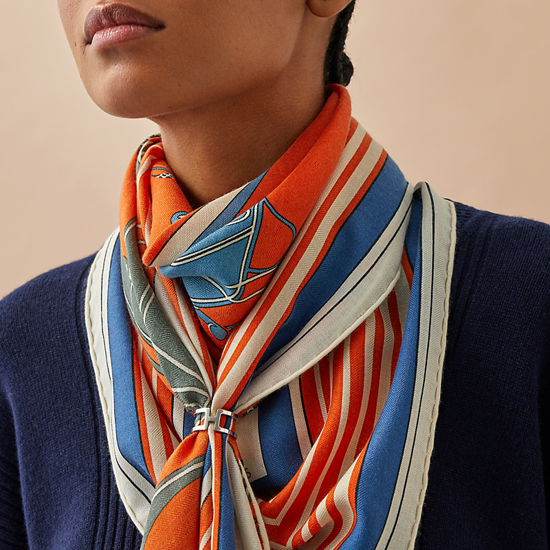 スカーフリング 《H・アン・ロン》 | Hermès - エルメス-公式サイト スカーフリング 《H・アン・ロン》 | Hermès - エルメス-公式サイト